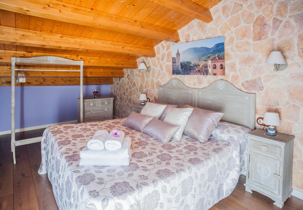 Apartamentos Rurales Millan La Mata de los Olmos Екстер'єр фото